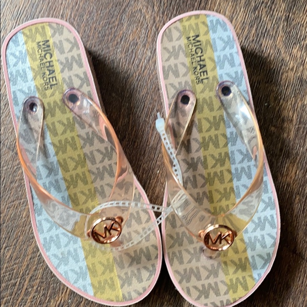 BRAND NEW MICHAEL KORS SMALL GIRL  SANDALS